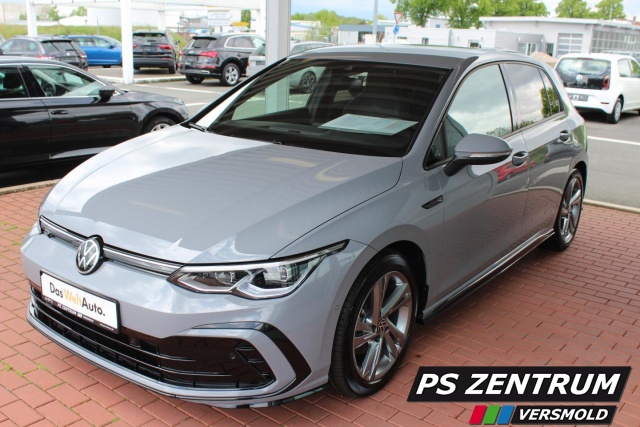 VW Golf VIII  1.5 TSI ACT Style