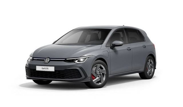 VW Golf VIII  Variant 1.5 eTSI Life DSG