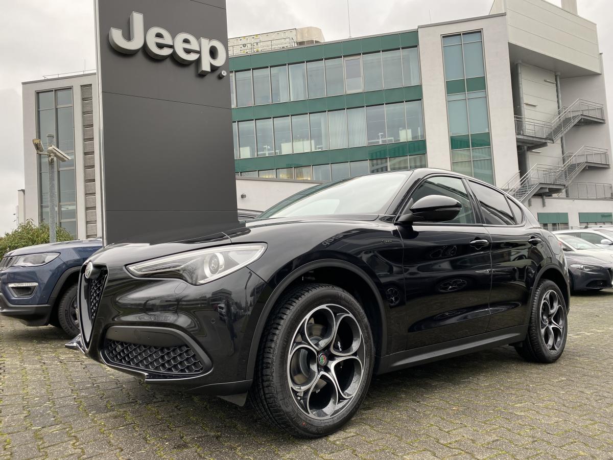 Alfa Romeo Stelvio 949  2.0 Turbo 16V Q4 AT8