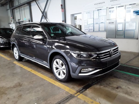 VW Passat B8  Variant 2.0 TDI SCR Elegance 4MOTION DSG