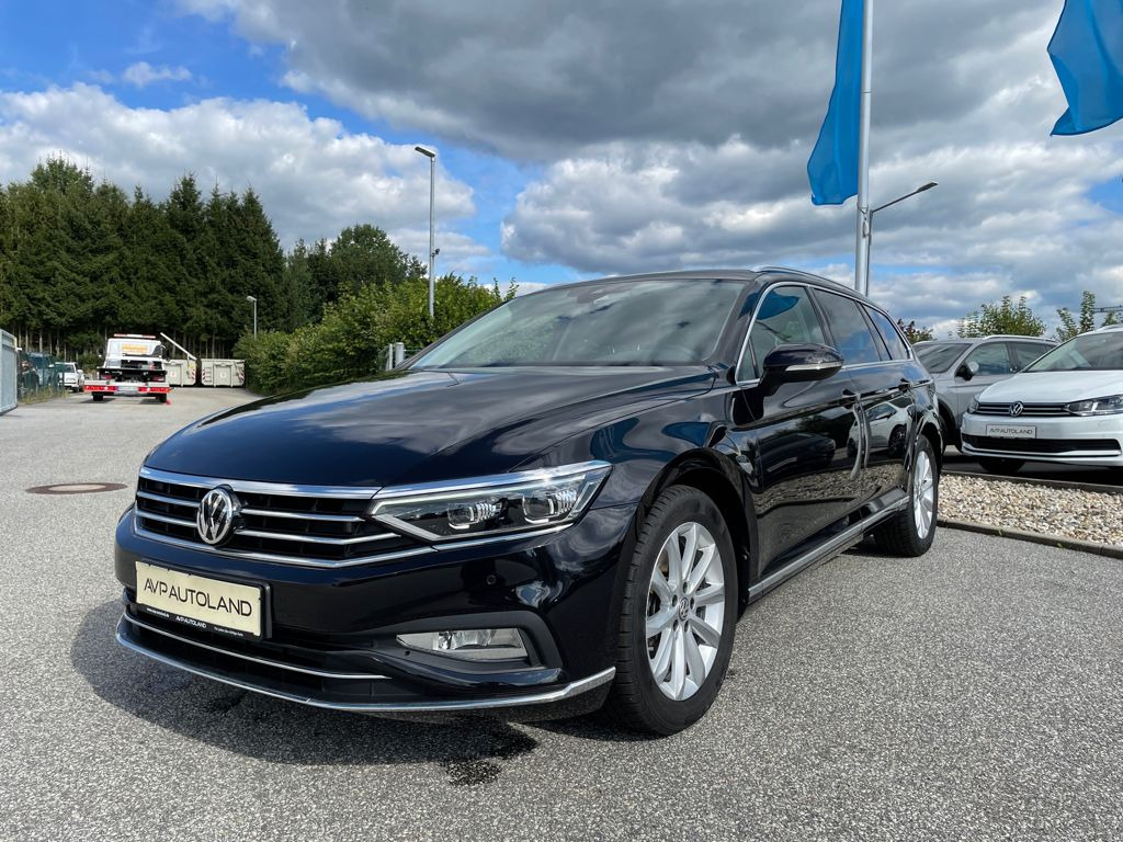 VW Passat B8  Variant 2.0 TDI SCR Elegance DSG
