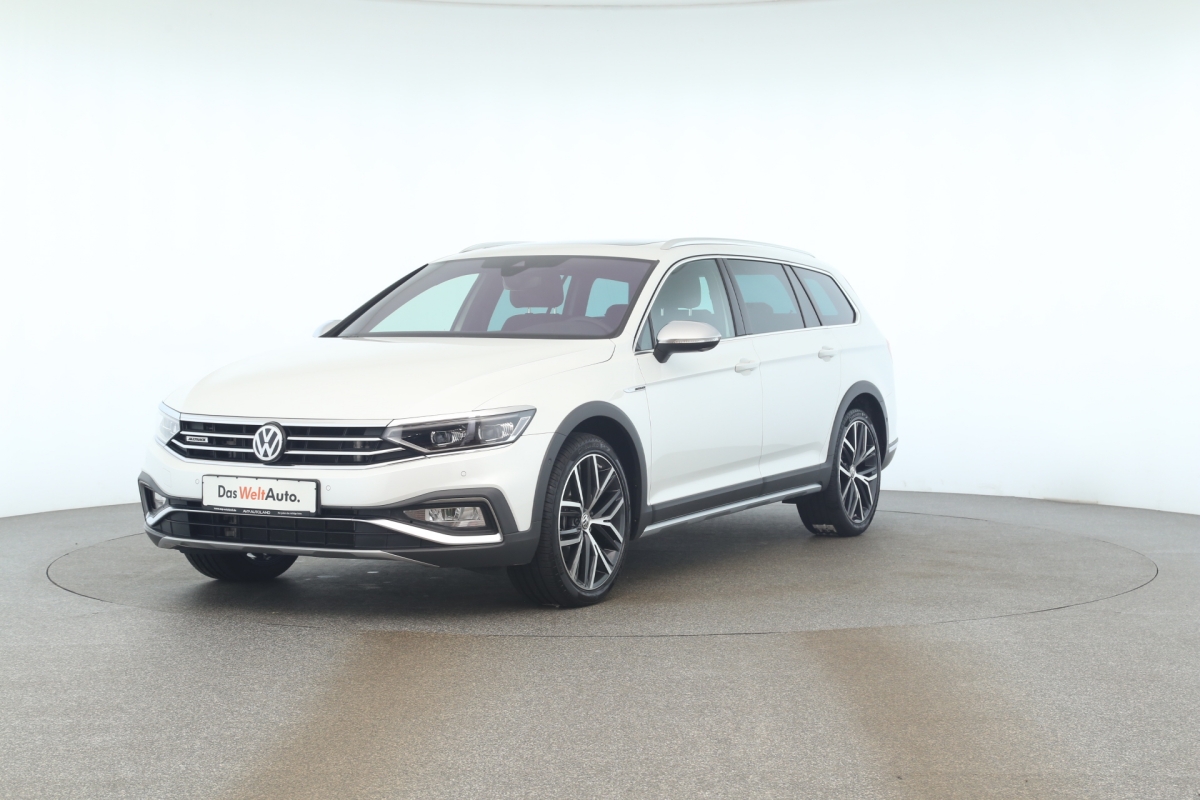 VW Passat B8  Variant 2.0 TDI SCR Elegance 4MOTION DSG