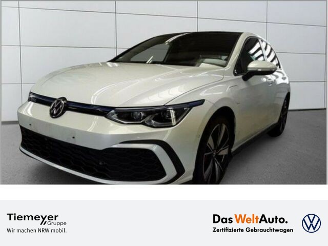 VW Golf VIII  Variant 1.5 eTSI Life DSG