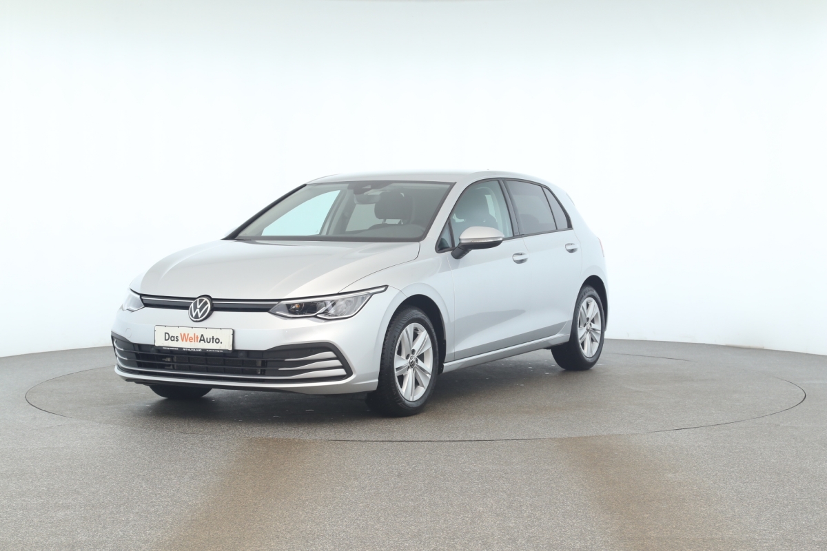 VW Golf VIII  Variant 2.0 TDI SCR Life DSG