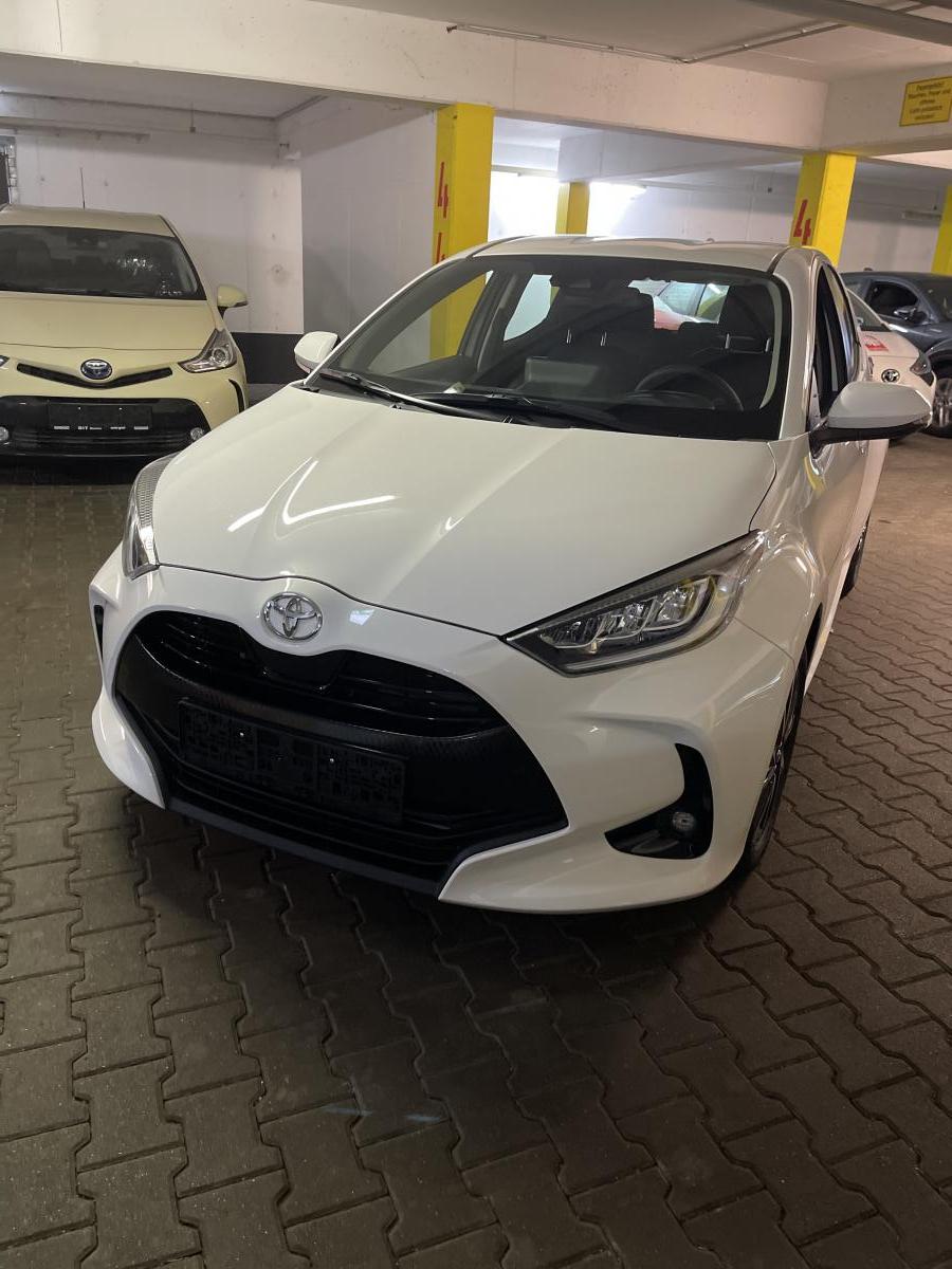 Toyota Yaris XP21  1.5 Premiere Edition