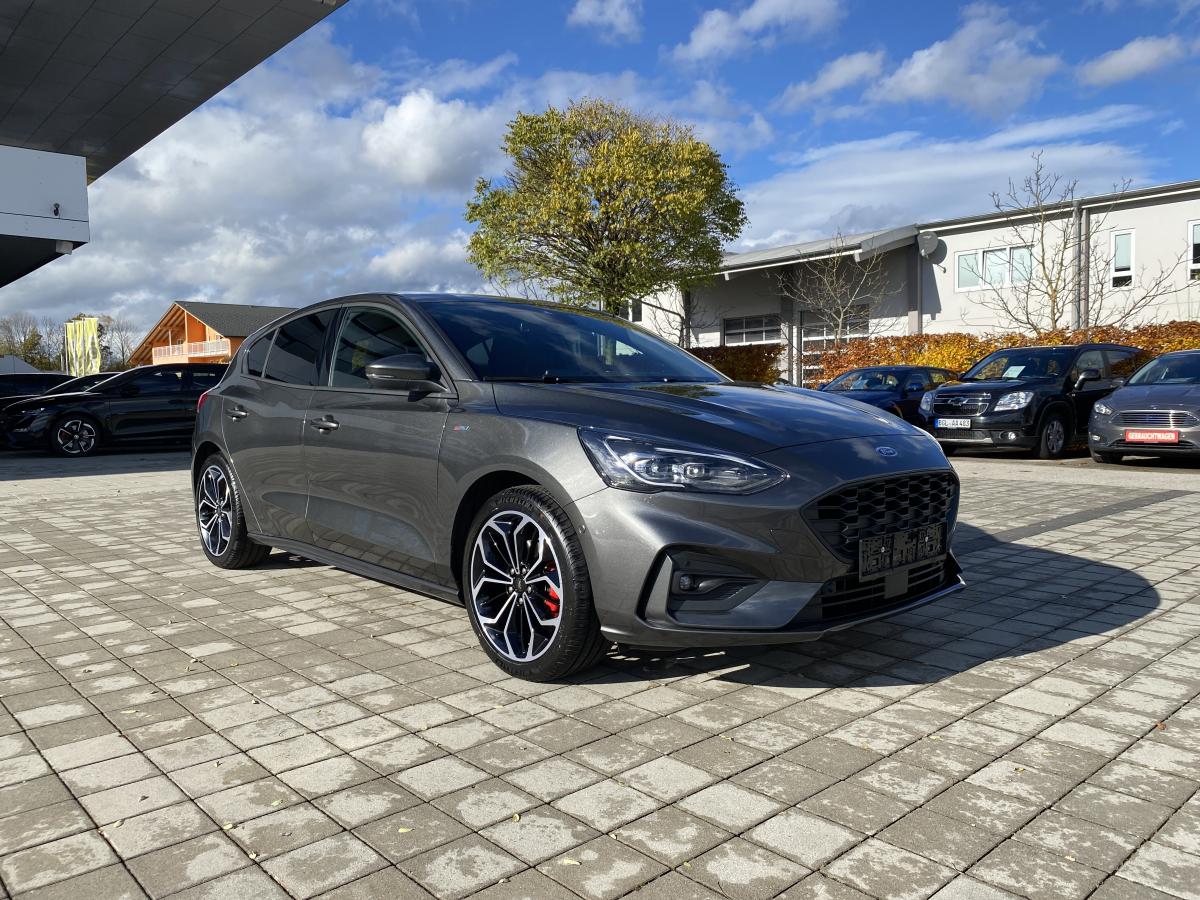 Ford Focus IV  Active Turnier 1.5 EcoBoost Vignale Automatik
