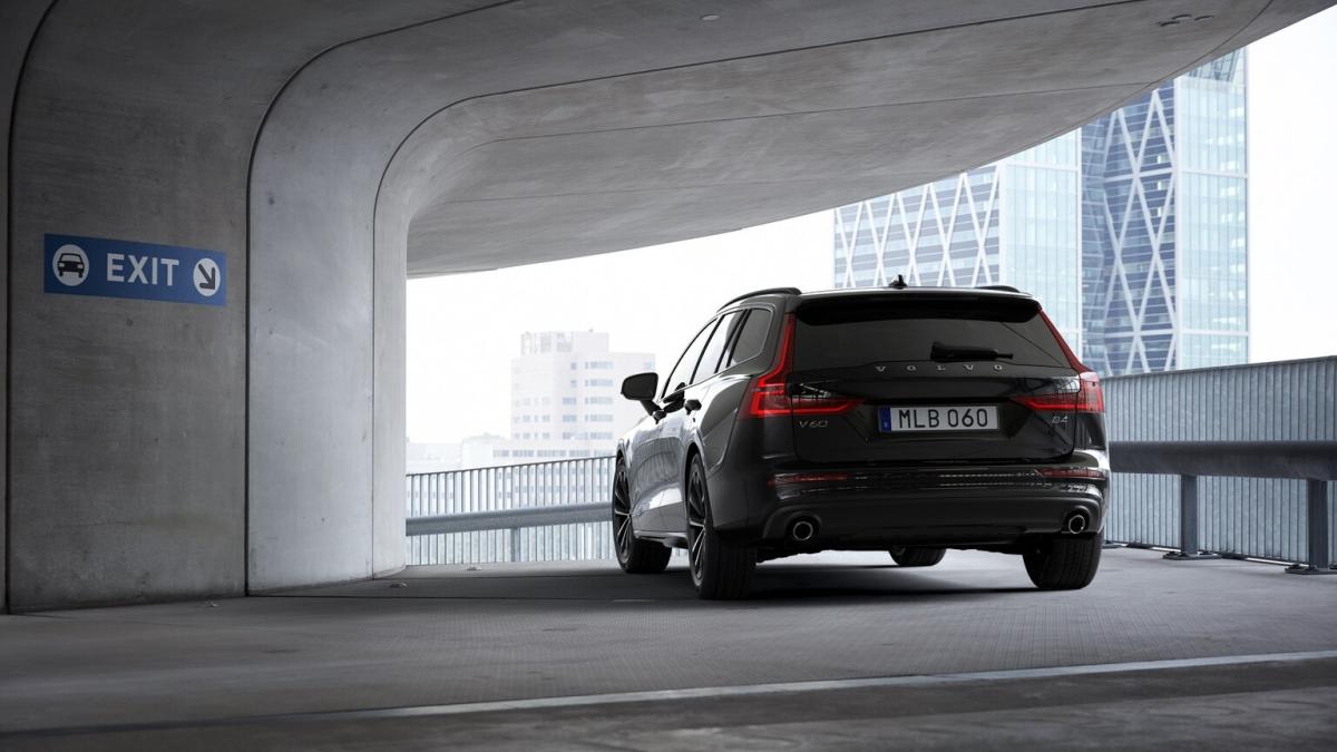 Volvo S60/V60 3.Generation V60 Cross Country D4 Polestar Performance AWD Geartronic