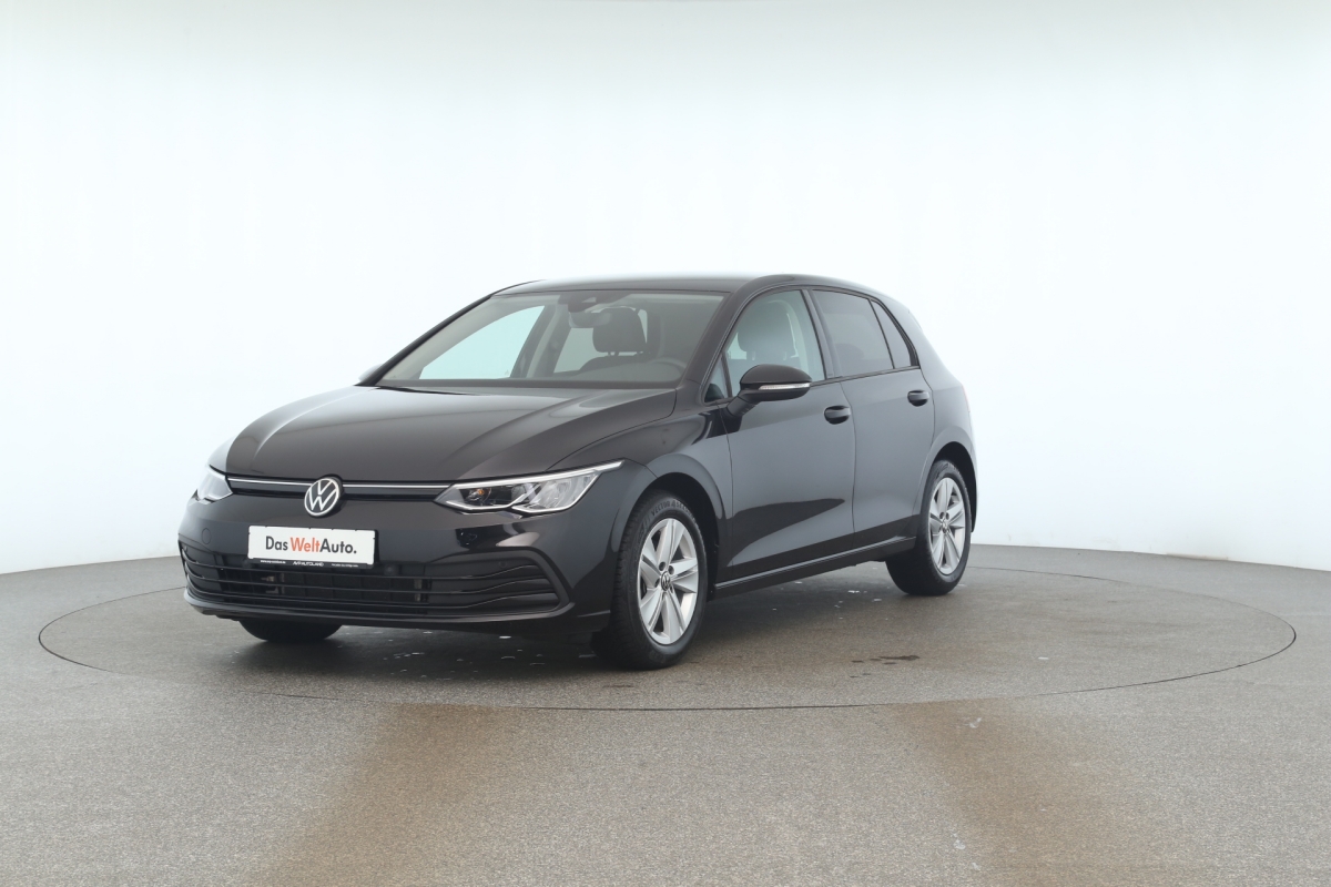 VW Golf VIII  Variant 2.0 TDI SCR Life DSG