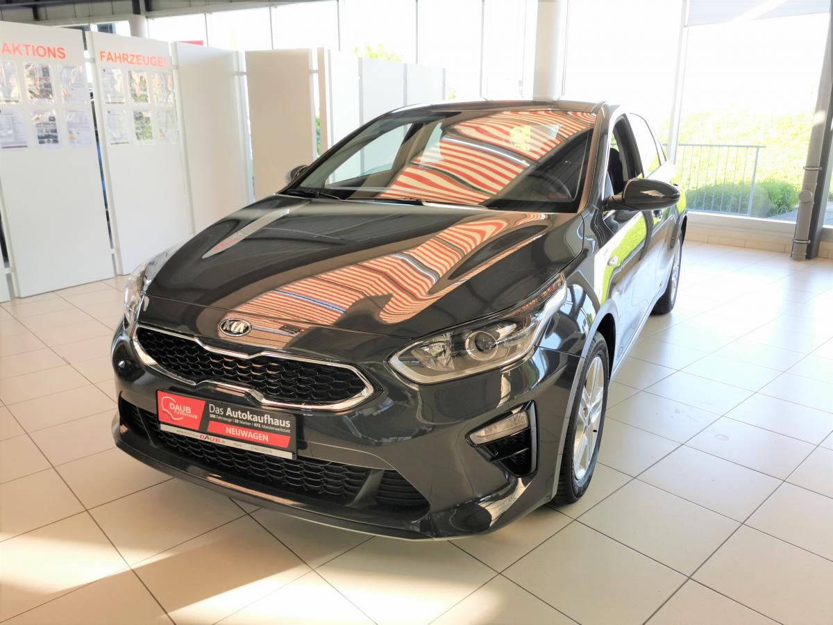 KIA Ceed CD  1.4 T-GDI Vision DCT7