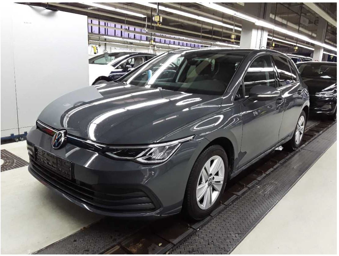 VW Golf VIII  Variant 2.0 TDI SCR Life DSG