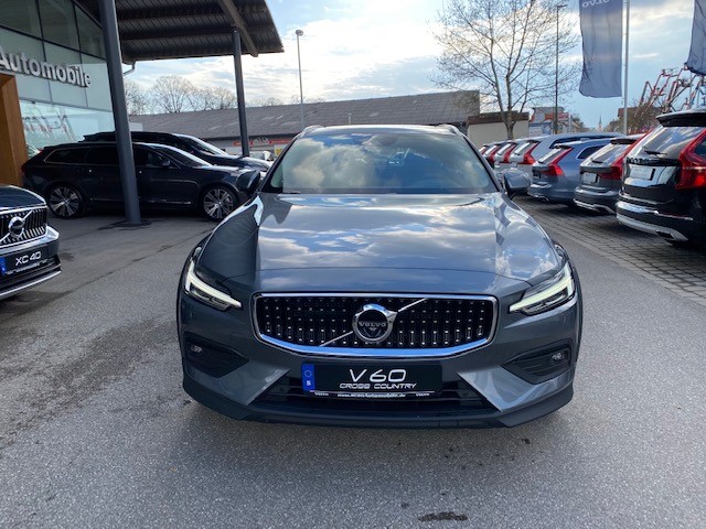 Volvo S60/V60 3.Generation V60 Cross Country D4 Pro AWD Geartronic