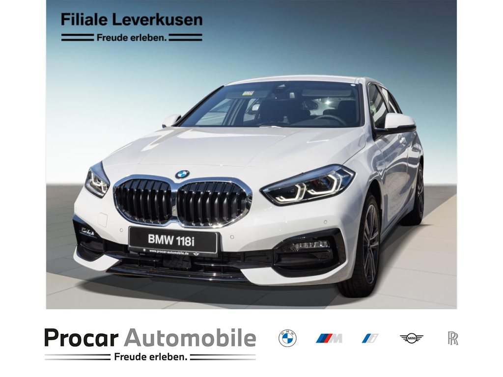 BMW 1er-Reihe F40 118i Sport Line Steptronic (DKG)