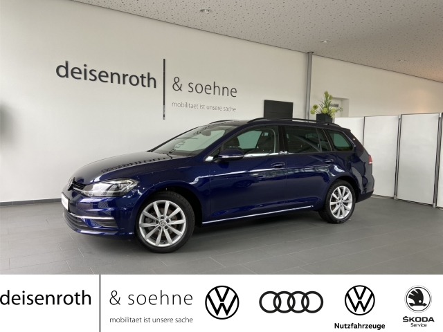 VW Golf VIII  Variant 1.0 TSI Life