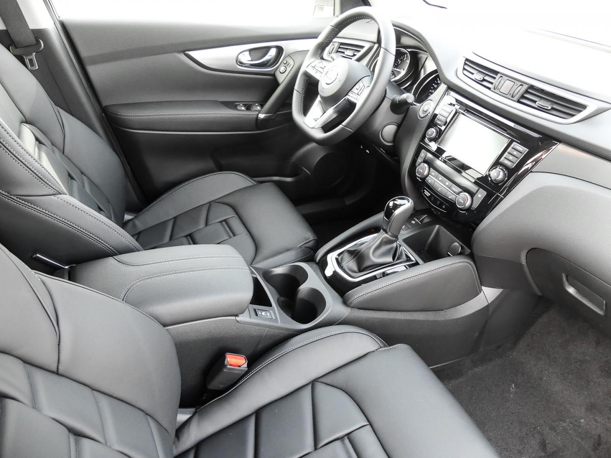 Nissan Qashqai J11  1.3 DIG-T N-MOTION DCT