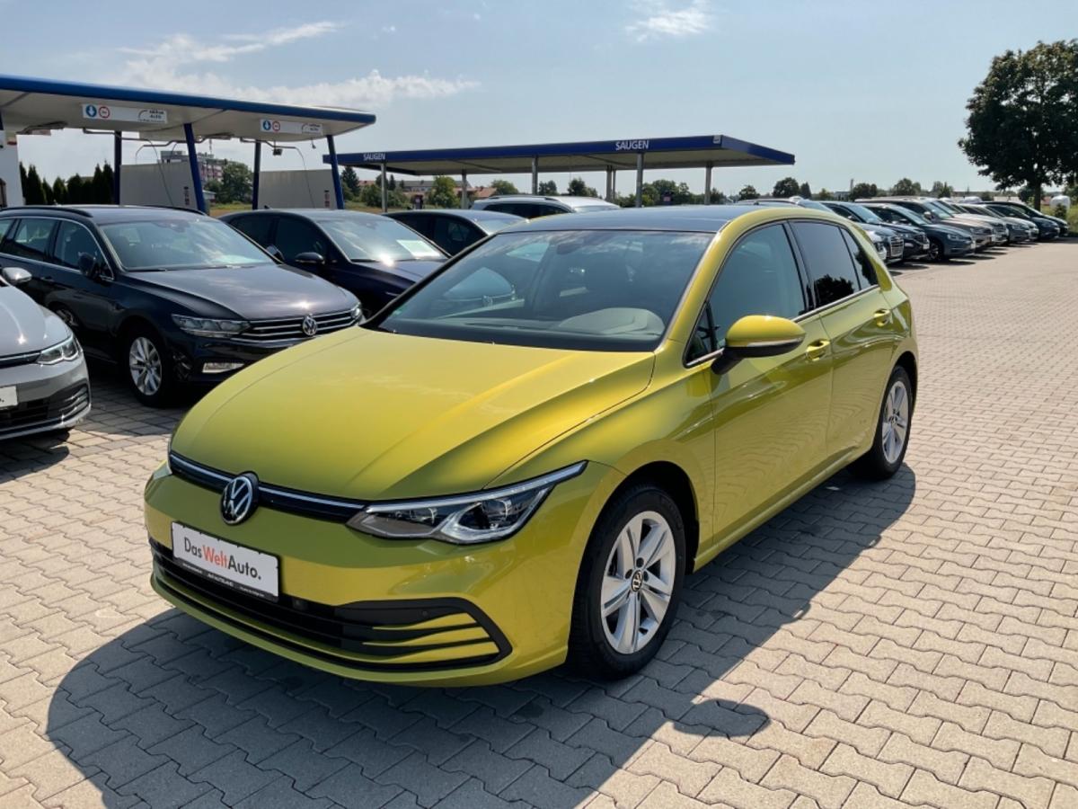 VW Golf VIII  Variant 2.0 TDI SCR Life DSG