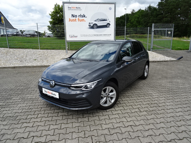 VW Golf VIII  1.5 TSI ACT R-Line