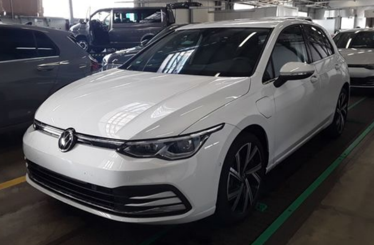 VW Golf VIII  1.4 eHybrid Style DSG