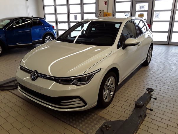 VW Golf VIII  1.0 TSI Life