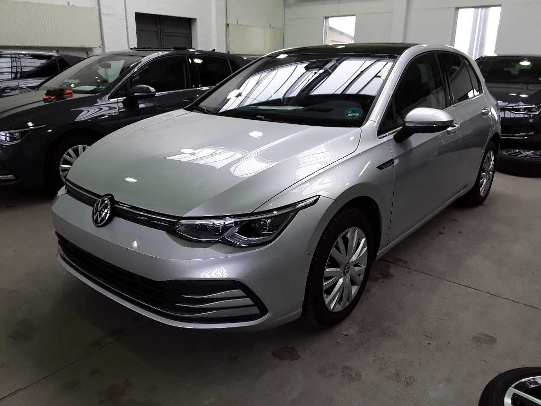 VW Golf VIII  Variant 1.5 TSI Style