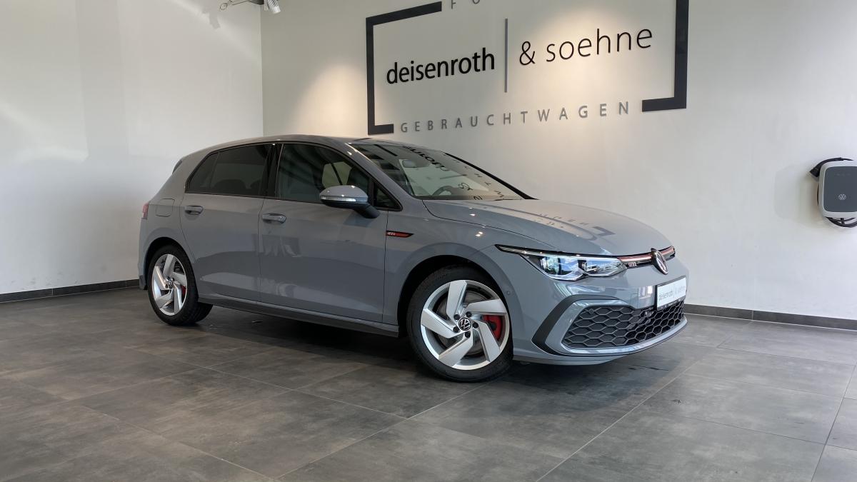 VW Golf VIII  GTI DSG