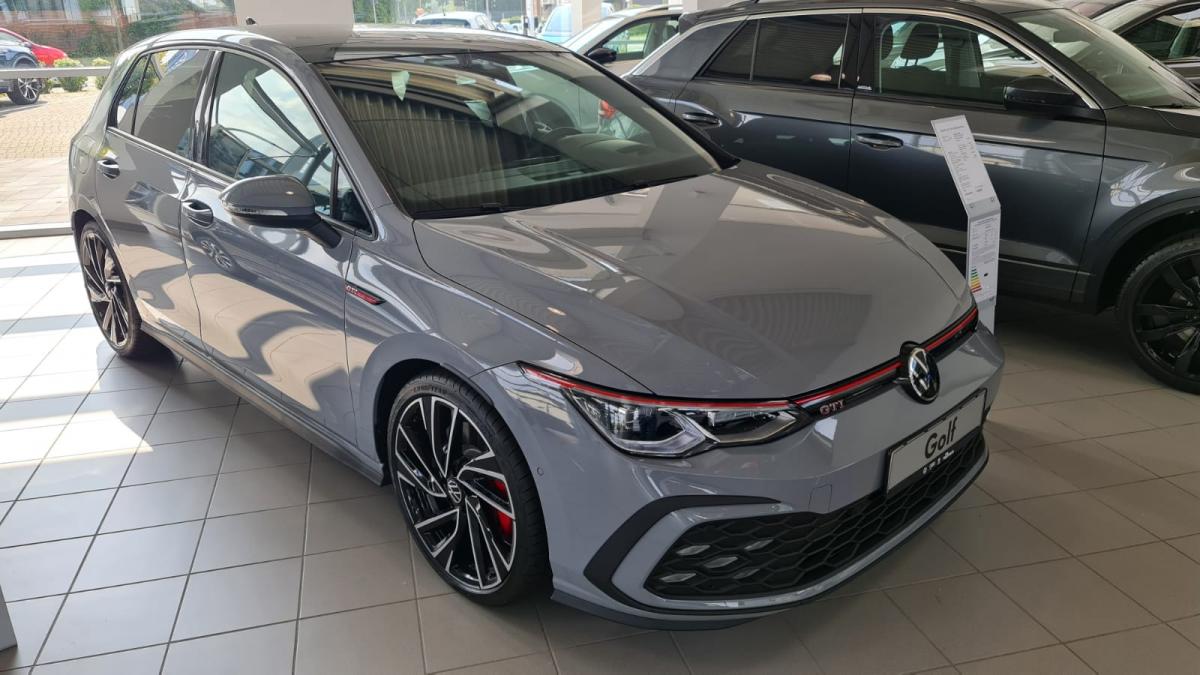 VW Golf VIII  GTI DSG