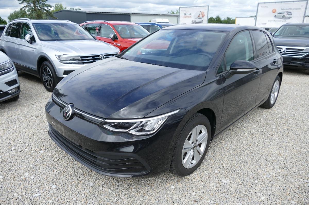 VW Golf VIII  Variant 1.0 TSI Life