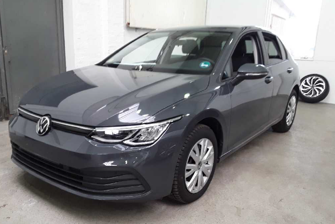 VW Golf VIII  Variant 1.0 TSI Life