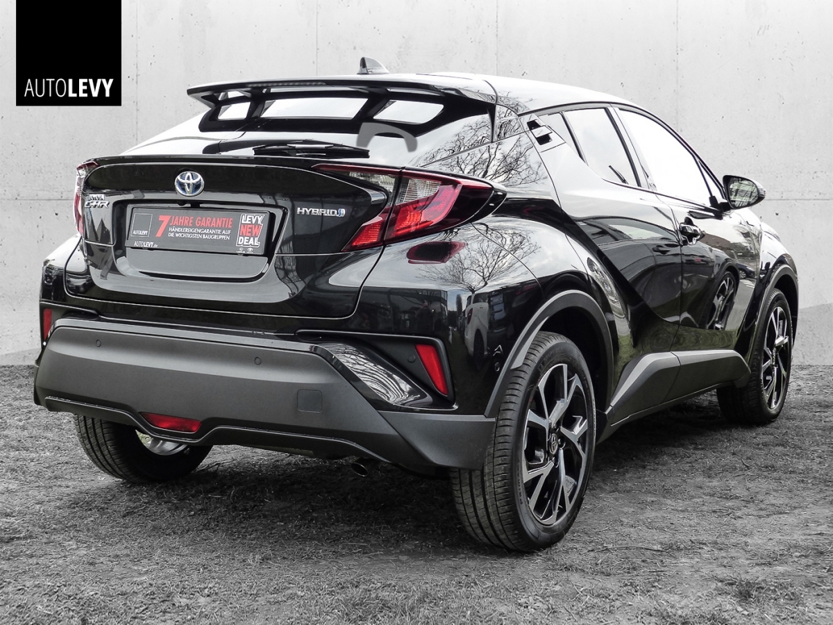 Toyota C-HR X10  1.8 Hybrid Team Deutschland