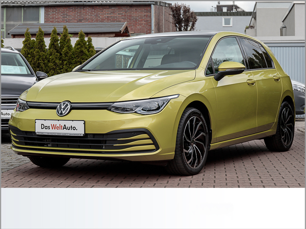 VW Golf VIII  Variant 2.0 TDI SCR Life DSG
