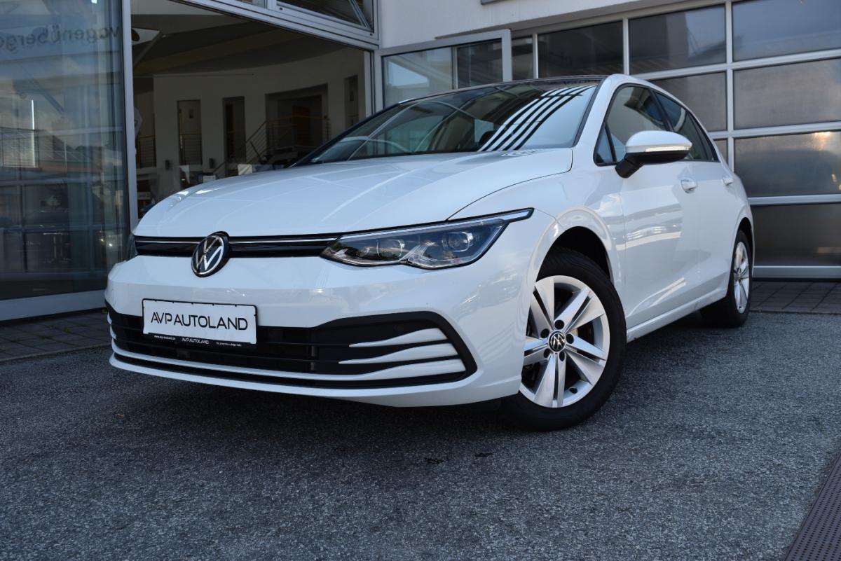 VW Golf VIII  Variant 2.0 TDI SCR Life DSG