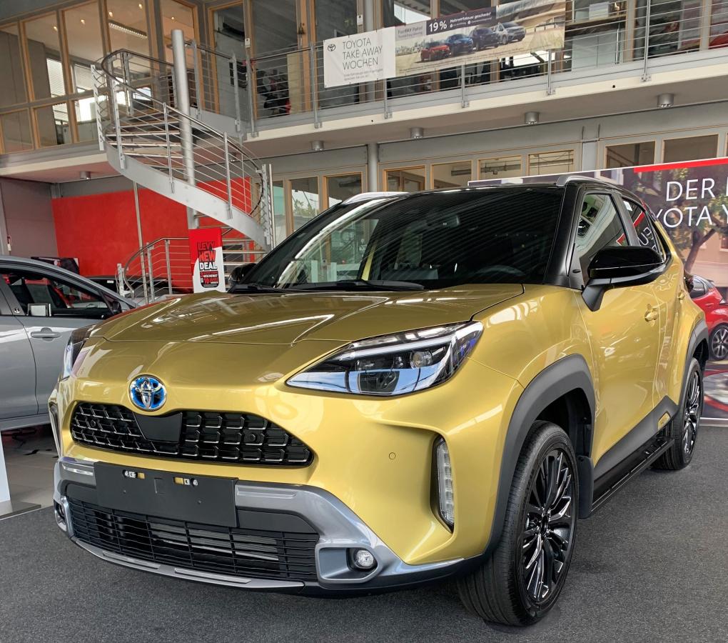 Toyota Yaris Cross 1.Generation  1.5 Hybrid Premiere Edition 4WD CVT