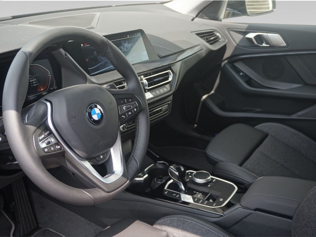 BMW 220i i xDrive Gran Coupe Inklusive 250¤ Tankkarte! image