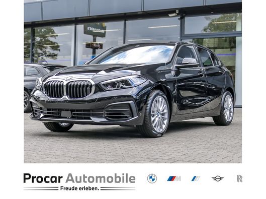 BMW 1er-Reihe F40 120i Advantage Steptronic (DKG)