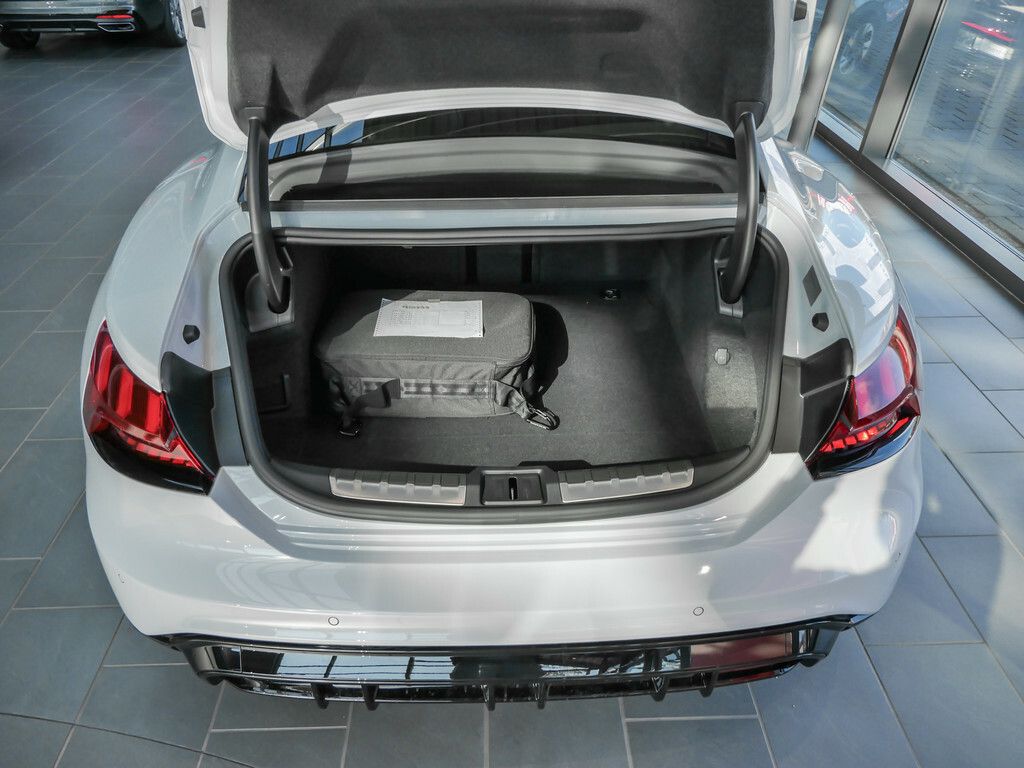 Audi e-tron GE  S Sportback quattro