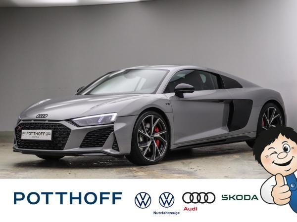 Audi R8 Coupe 5.2 FSI RWD performance image