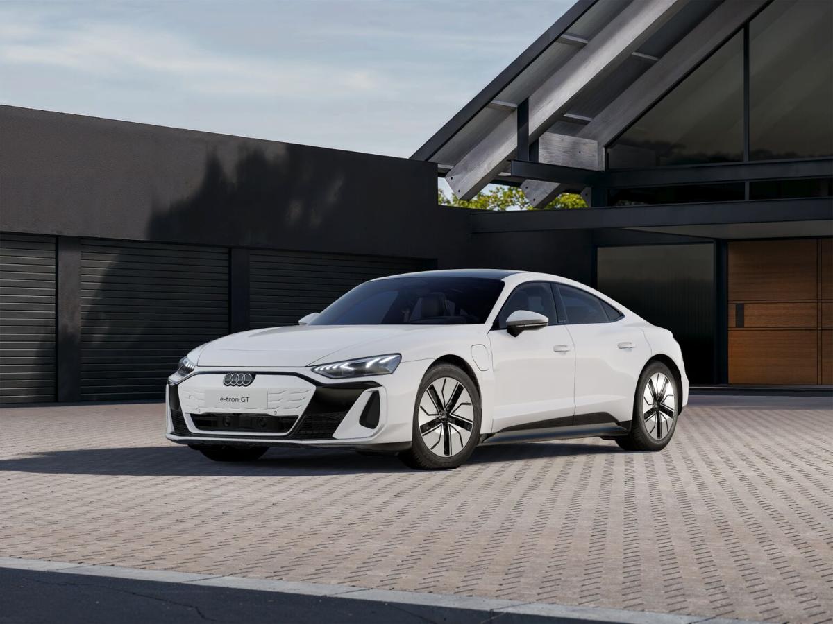 Audi e-tron GT quattro  370kW❗️NUR FÜR FREIBERUFLER , DMB, DBV, BIngK u0026 MR❗️  AB SEPTEMBER VERFÜGBAR🚀 image