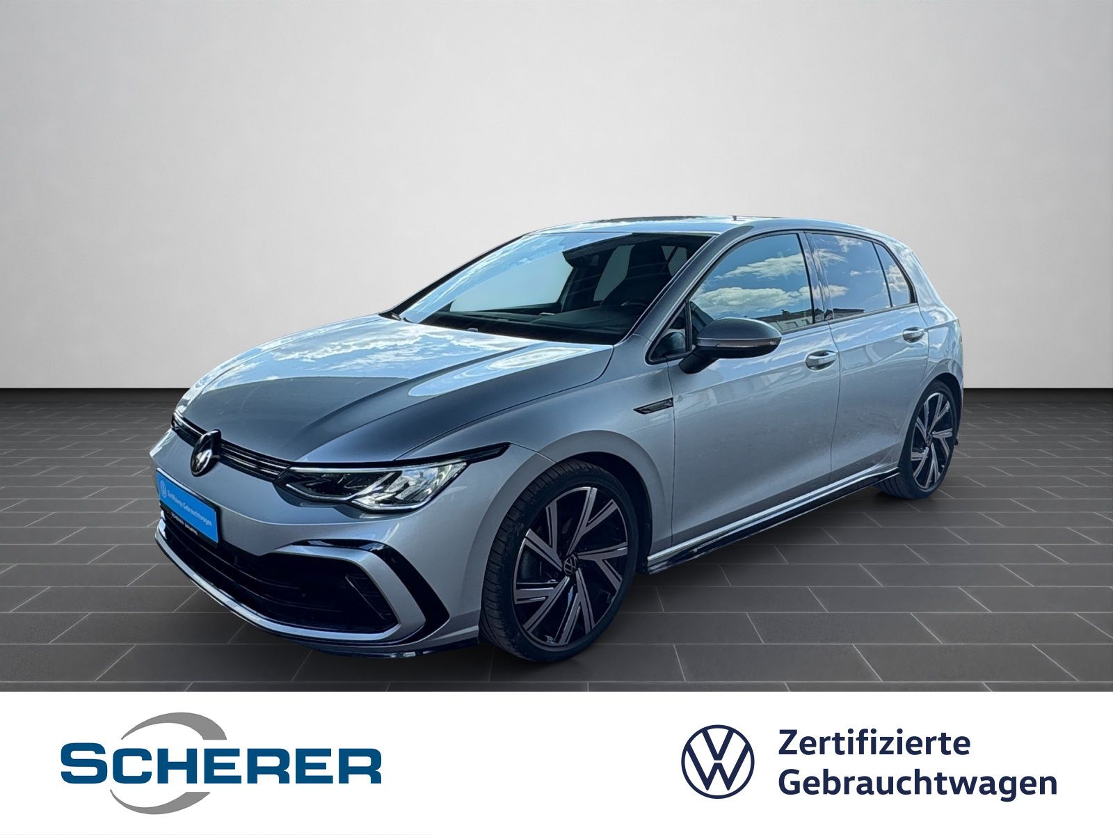 Volkswagen Golf VIII R-LINE 1.5 TSI LED NAVI PDC SHZ HK ACC image