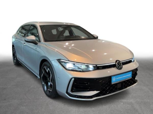 Volkswagen Passat Variant 2.0TDI DSG R-Line 4x4 STHZG AHK KAMERA image