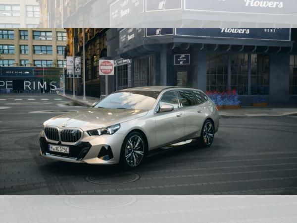 BMW i5 xDrive40 Touring 🚨Vorführwagen verfügbar ab 03/2027*🚨JETZT ZUGREIFEN !!!! image