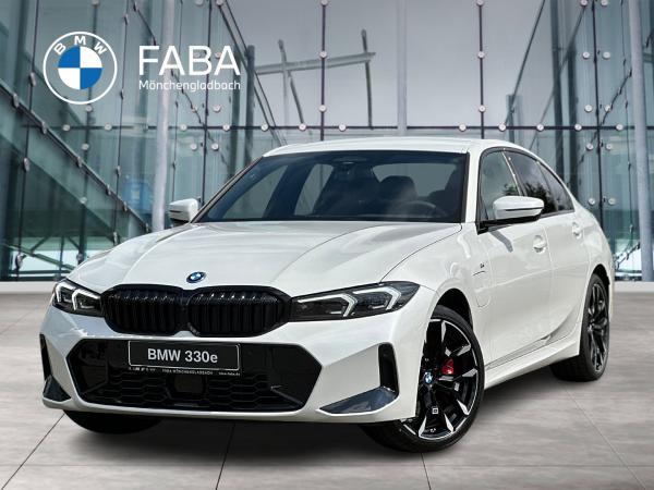 BMW 330 e xDrive Limousine M Sportpaket HK HiFi DAB image