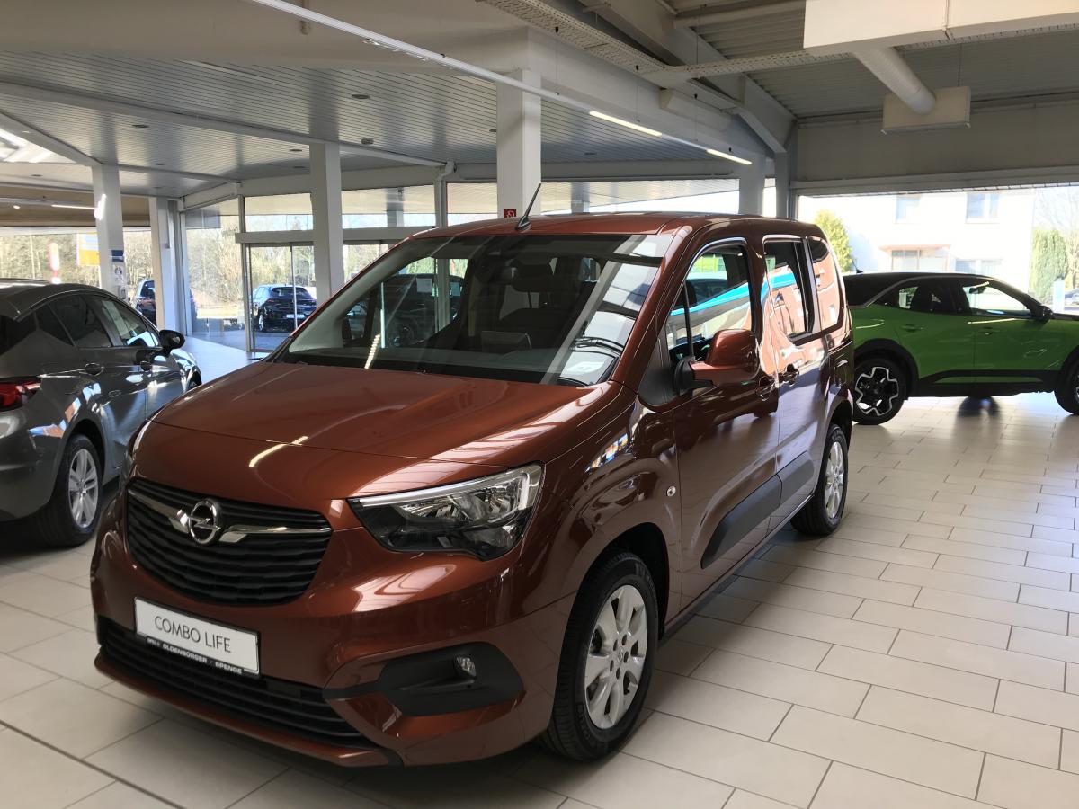 Opel Combo E  Life 1.2 DI Turbo Start/Stop Elegance Automatik