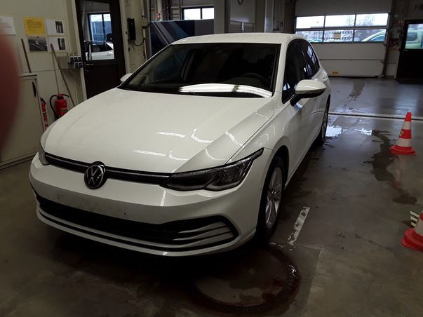 Volkswagen Golf VIII 2.0 TDI DSG NAV-PRO+4SEASONS+SHZ+APP+DAB+ACC+PROGRESSIV image