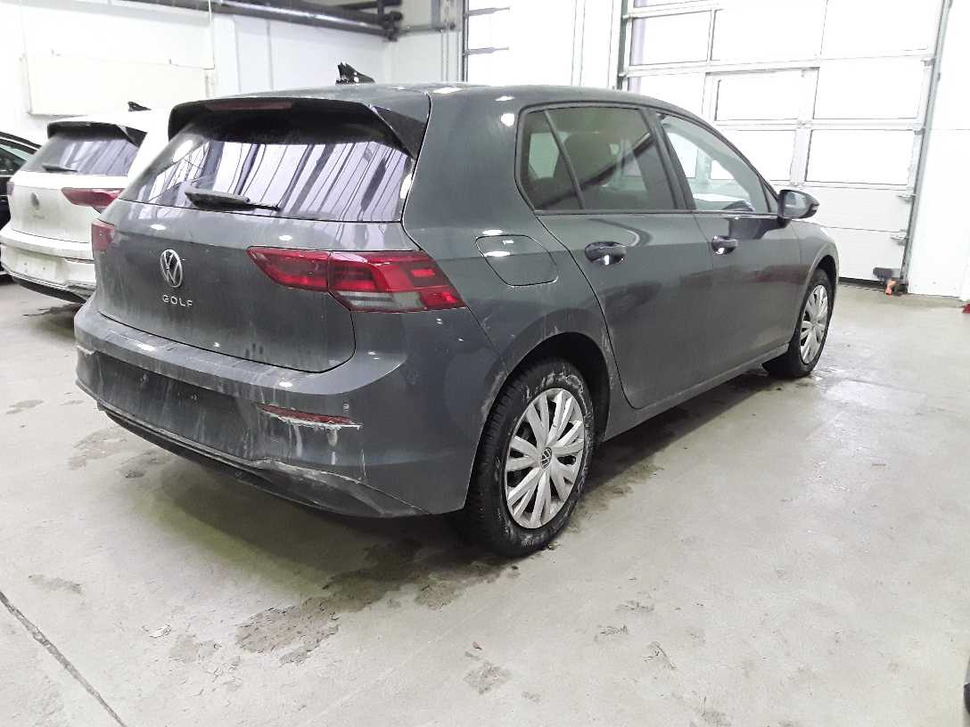 VW Golf VIII  Variant 2.0 TDI SCR Life DSG