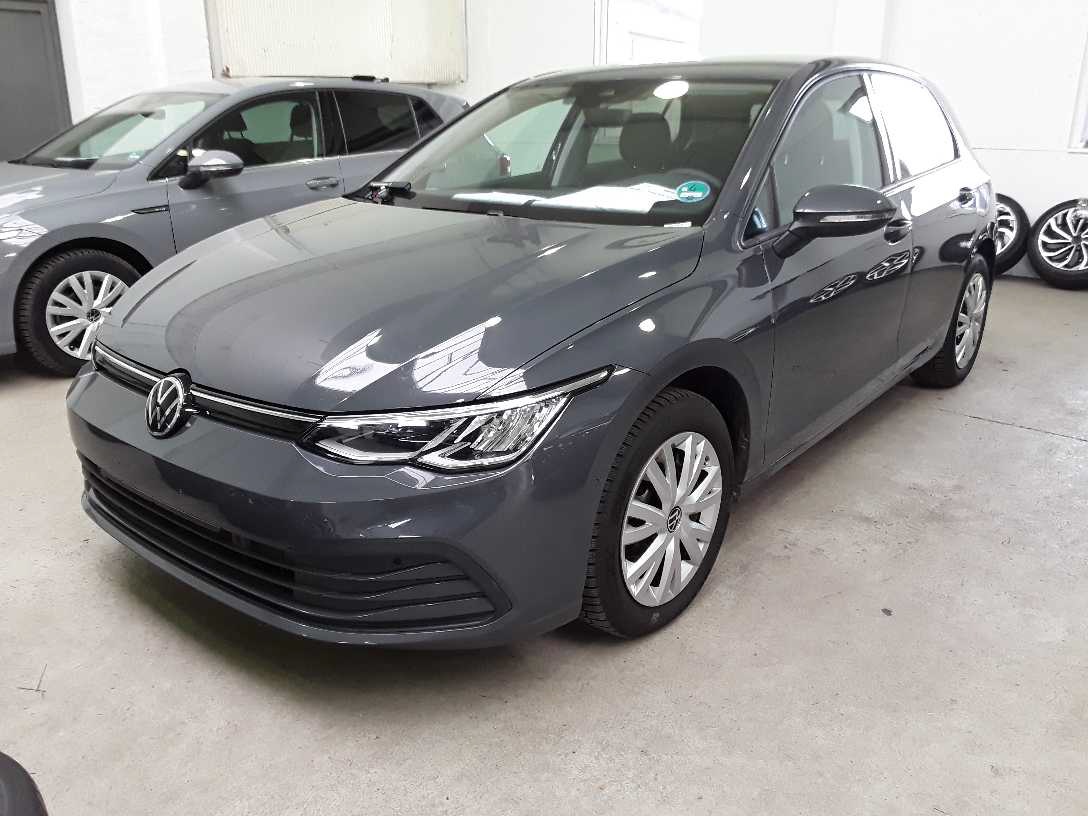 VW Golf VIII  Variant 2.0 TDI SCR Life DSG