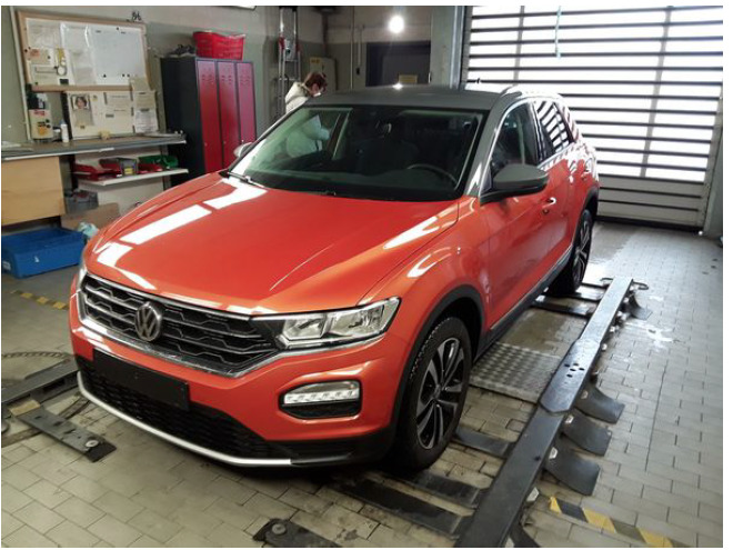 Volkswagen T-Roc 1.5 TSI DSG UNITED | NAVI | ACC | SITZH. | image