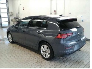VW Golf VIII  Variant 2.0 TDI SCR Life DSG