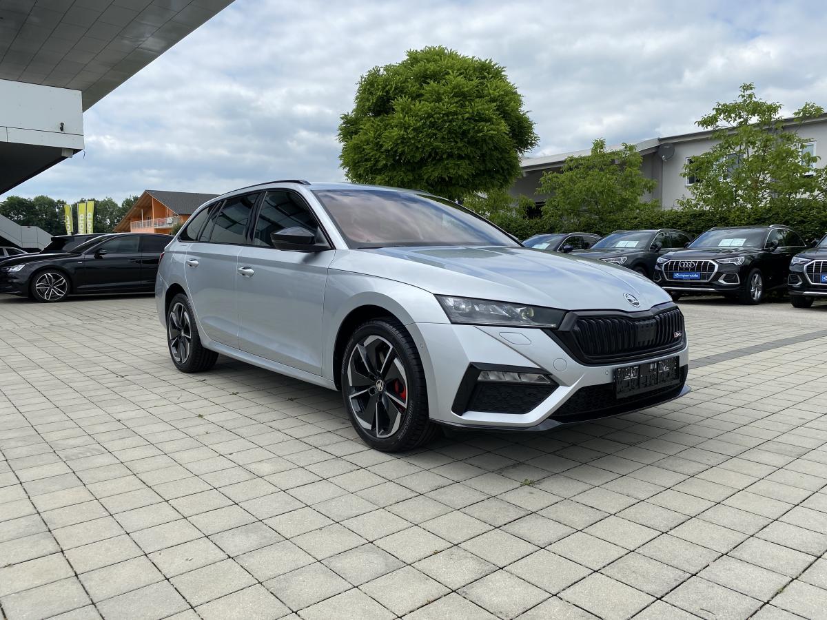 Skoda Octavia 4.Generation  Combi RS 1.4 TSI iV First Edition DSG