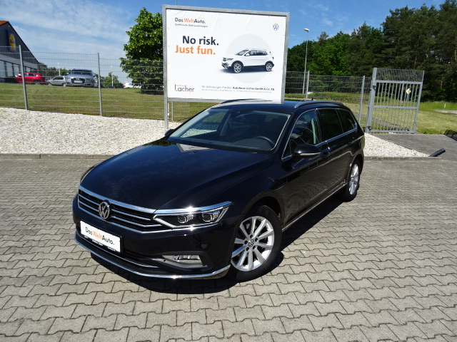 VW Passat B8  Variant 2.0 TDI SCR Elegance DSG