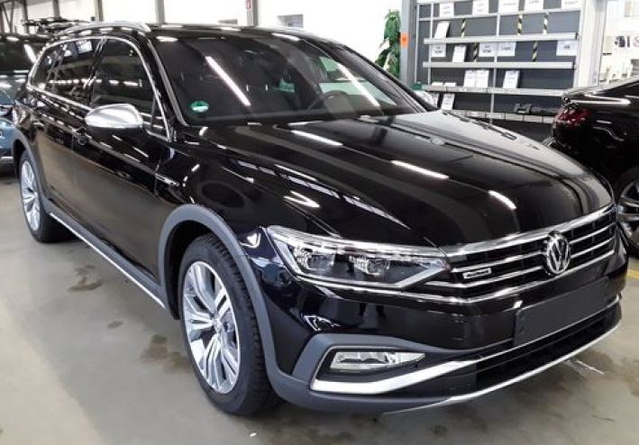 VW Passat B8  Variant 2.0 TDI SCR Elegance DSG