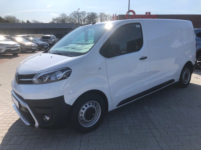 Toyota Proace V  Verso L1 1.5 D-4D Team Deutschland